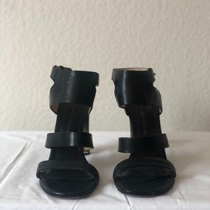 coSTUME NATIONAL Black Leather Block Heel Sandal